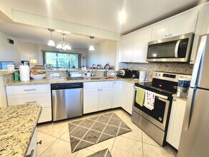 3755 Via Poinciana in Greenacres, FL - Building Photo - Building Photo