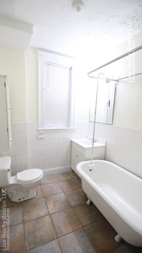 520 Cambridge St-Unit -4 in Boston, MA - Building Photo - Building Photo