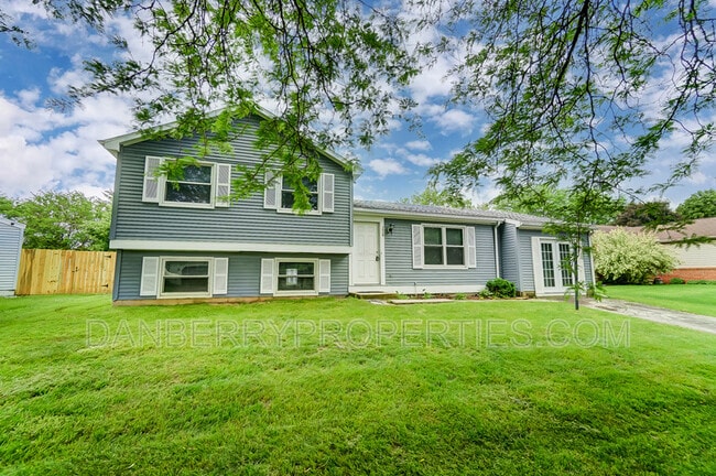 3539 Turret Green Dr in Toledo, OH - Building Photo - Building Photo