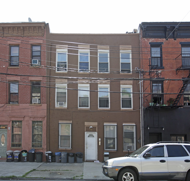 371 Columbia St in Brooklyn, NY - Building Photo - Building Photo