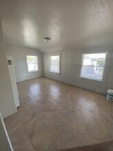 516 W MacArthur Blvd-Unit -516 #2 in Oakland, CA - Building Photo - Building Photo