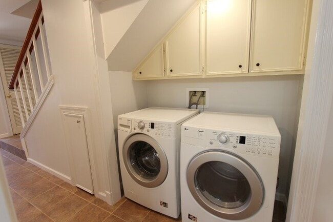 property at 6511 Kenyon Ln