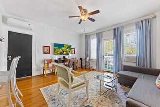 2101 Kirkwood Ave in Charlotte, NC - Building Photo - Building Photo