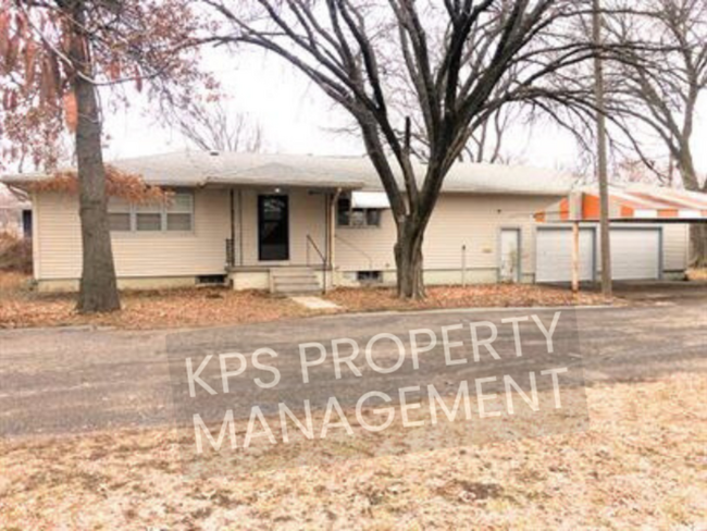 property at 1211 W Towanda Ave