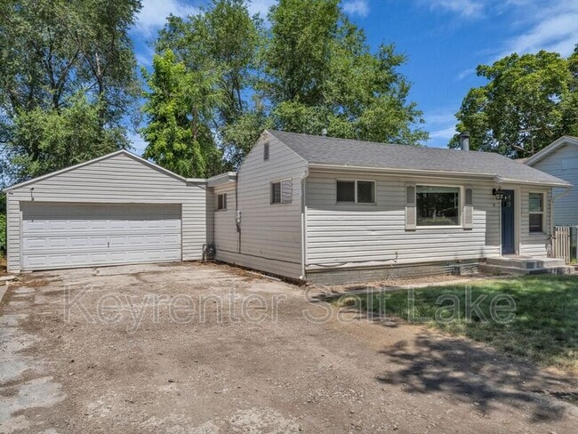 14 Wilson Ave in Murray, UT - Building Photo - Building Photo