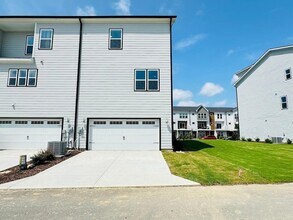 2116 Big Falls Dr, Unit H001 in Wendell, NC - Building Photo - Building Photo