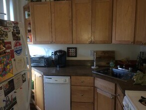 856 Beacon St, Unit 5 in Boston, MA - Foto de edificio - Building Photo