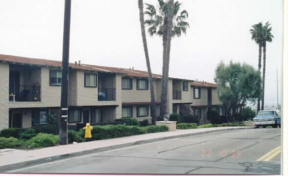 Park Glenn Camarillo Apartments in Camarillo, CA - Foto de edificio - Building Photo