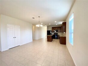 5216 Cressler Ln in Jarrell, TX - Building Photo - Building Photo