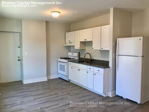 207 Broadway-Unit -11 in Everett, MA - Building Photo - Building Photo