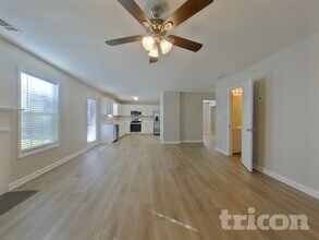 629 Amberwood Dr in Villa Rica, GA - Foto de edificio - Building Photo