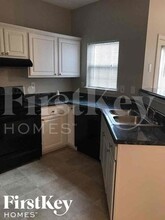 2422 Brianna Dr in Hampton, GA - Building Photo - Building Photo