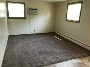 1514 15th Ave SE in St. Cloud, MN - Building Photo - Building Photo