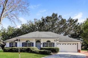 477 Federal Hill Rd in Orange Park, FL - Building Photo