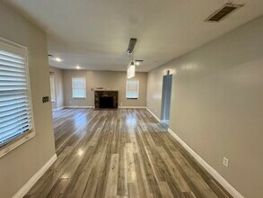 9636 S Harvard Blvd in Los Angeles, CA - Building Photo - Building Photo