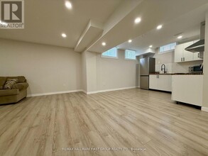 12 Crombie St in Bowmanville, ON - Building Photo - Building Photo