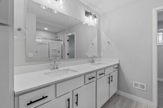 5066 Lander Ave NE in Albertville, MN - Building Photo - Building Photo