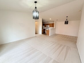 238 Legends Creek Way in Indianapolis, IN - Foto de edificio - Building Photo