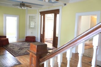 228 W Woodlawn Ave in San Antonio, TX - Building Photo - Building Photo