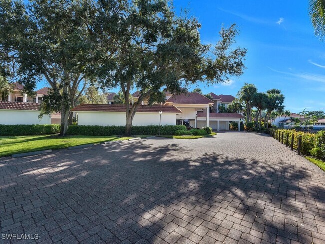 5930 Via Lugano in Naples, FL - Building Photo - Building Photo