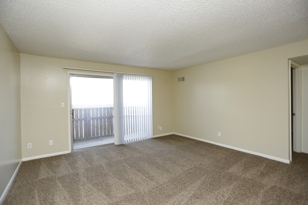 Brentwood Apartments Wichita, KS Apartments