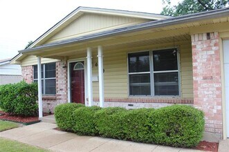 609 Bedford Dr in Richardson, TX - Building Photo - Building Photo