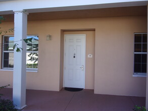 7503 Mourning Dove Cir, Unit 102 in Reunion, FL - Building Photo - Building Photo