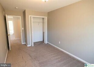 1509 Crest Park Ct in Bethlehem, PA - Building Photo - Building Photo