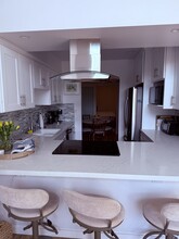 2-22 Mast St in Marina Del Rey, CA - Building Photo - Building Photo