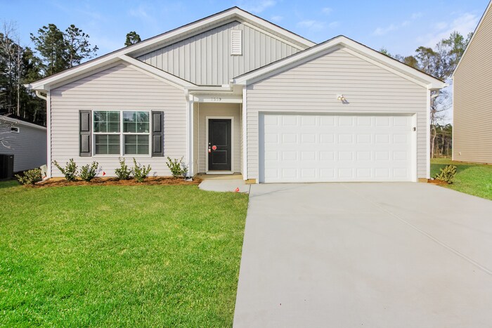 7559 Tender Heart Cir in Leland, NC - Building Photo