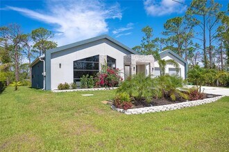 8167 Dittmar St in Port Charlotte, FL - Building Photo - Building Photo