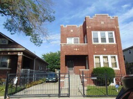 8635 S Bishop St, Unit 2 in Chicago, IL - Building Photo