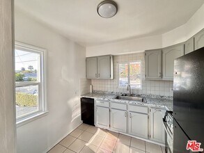 3509 Arroyo Seco Ave in Los Angeles, CA - Building Photo - Building Photo