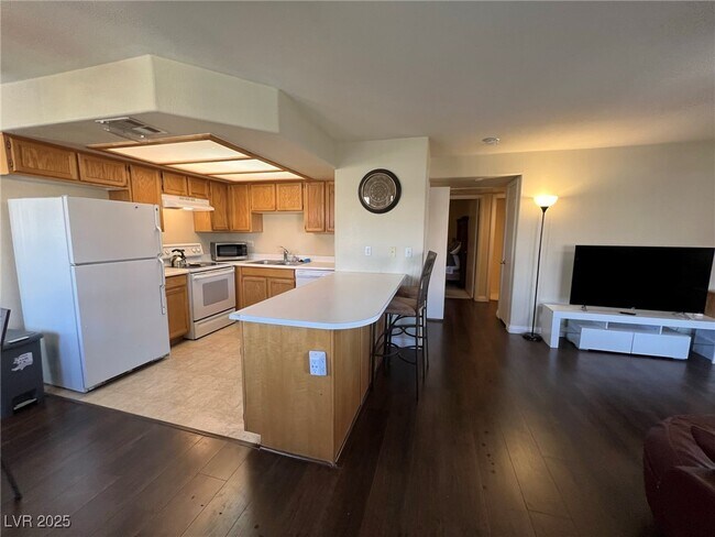 property at 8410 Eldora Ave