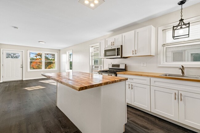 3 1/2 Baltimore St in Providence, RI - Foto de edificio - Building Photo