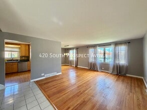 420 S Prospect Ave in Itasca, IL - Building Photo - Building Photo