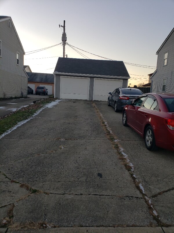 887 Arden Ave in Berea, OH - Building Photo - Building Photo