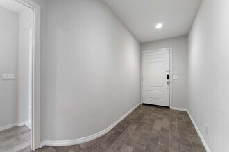 2434s Tapestry Wy in Anaheim, CA - Building Photo - Building Photo