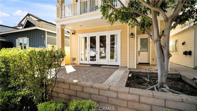 431 Iris Ave in Newport Beach, CA - Foto de edificio - Building Photo