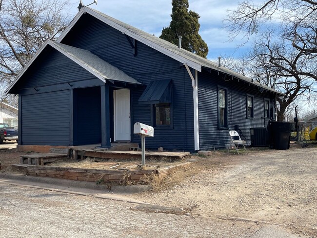 401 Miller St in Abilene, TX - Foto de edificio - Building Photo