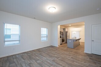 13811 Clayborn St in Midland, NC - Building Photo - Building Photo