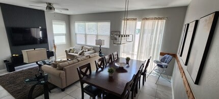 5100 Adelaide Dr in Kissimmee, FL - Building Photo - Building Photo