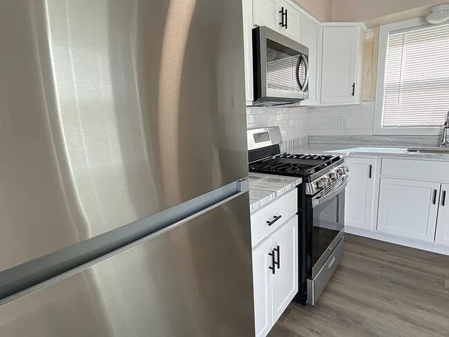 400 Massachusetts Ave in Arlington, MA - Building Photo - Building Photo
