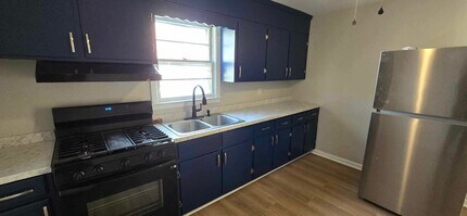 1535 Syracuse Ave NW in Roanoke, VA - Building Photo - Building Photo