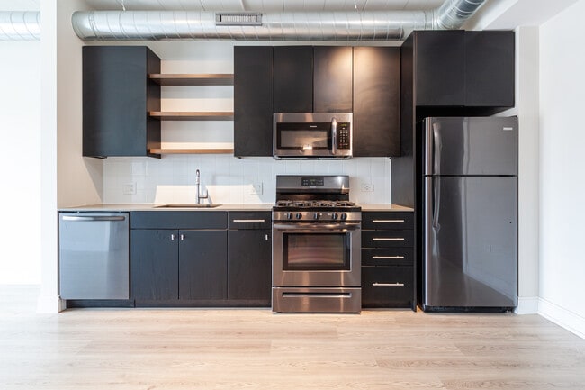 property at 941 W Belmont Ave
