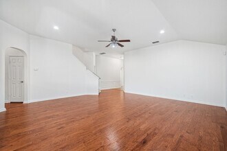 11927 Presidio Path in San Antonio, TX - Building Photo - Building Photo