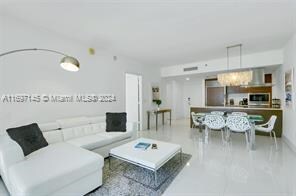 485 Brickell Ave, Unit 2006 in Miami, FL - Foto de edificio - Building Photo