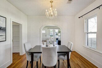 1016 Louise St in Houston, TX - Building Photo - Building Photo