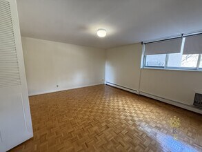 125 Chiswick Rd, Unit 208 in Boston, MA - Foto de edificio - Building Photo