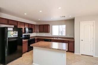 21868 W Mohave St in Buckeye, AZ - Building Photo - Building Photo